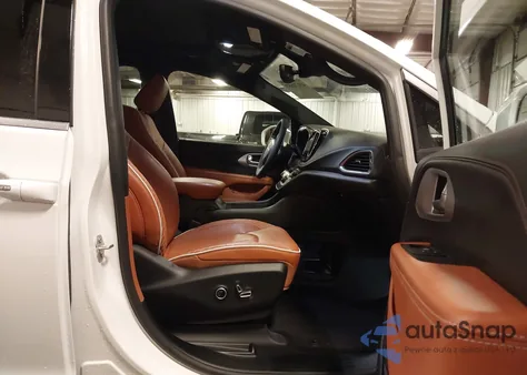 2024 Chrysler Pacifica Hybrid Pinnacle из США, поврежденный, VIN 2C4RC1N72RR109198